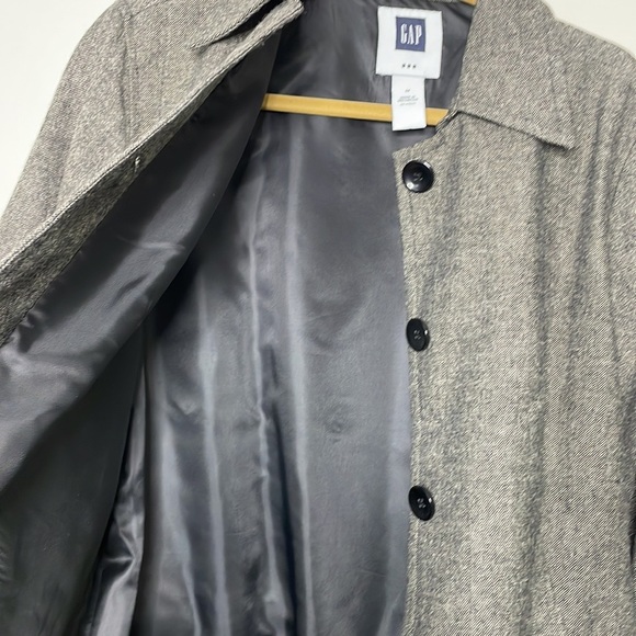 GAP || Collared Jacket with Belt and Pockets; Size M - Picture 10 of 16